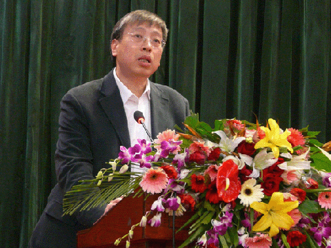 �����й�������ѧУ��������`