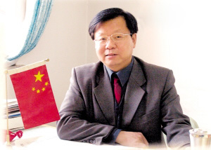 �����еڰ�ʮ��ѧ��ׯ��УУ��������ϣ��